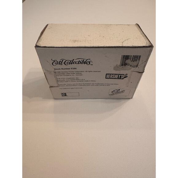 Vintage 1996 Ertl Collectibles F299 Hershey's Chevrolet Car in Wooden Box - Picture 6 of 6